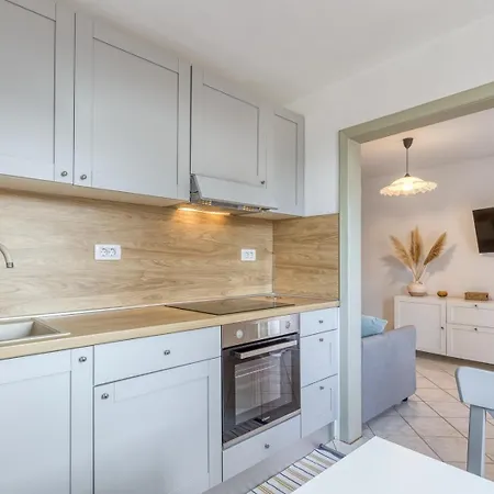 Nino 255 Apartment