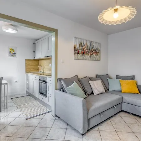 Apartment Nino 255