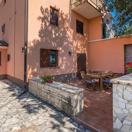 Nino Appartamento Kanfanar